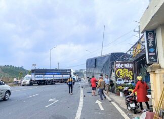 Lâm Đồng: Tai nạn liên hoàn giữa 4 ô tô, giao thông trên Quốc lộ 20 ách tắc nghiêm trọng