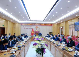 Chủ tịch UBND tỉnh làm việc với Tập đoàn Sovico về đề xuất một số dự án đầu tư tại Lâm Đồng