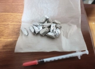 Di Linh: Bắt 2 đối tượng tàng trữ, mua bán trái phép chất ma tuý