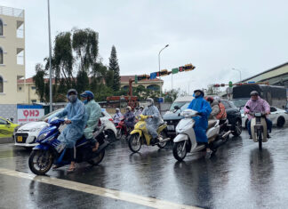 Ảnh hưởng áp thấp trên Biển Đông, Lâm Đồng bắt đầu mưa rải rác nhiều nơi