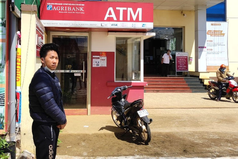 Bảo Lộc: Bắt đối tượng cướp tài sản tại trụ ATM