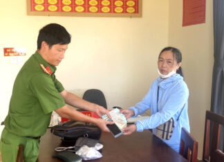 Bảo Lộc: Người đàn ông trả lại tài sản có giá trị cho người đánh rơi