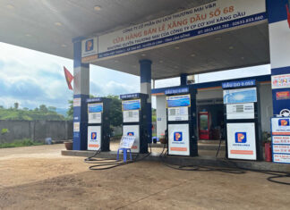 Lâm Đồng: Nhiều cửa hàng xăng dầu treo biển hết xăng, không bán hàng