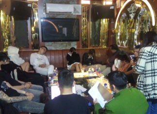 Đà Lạt: Bắt quả tang 16 thanh niên ”bay lắc” trong quán karaoke đang bị tạm đình chỉ hoạt động