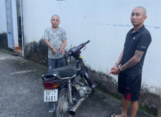 Đạ Huoai: Bắt khẩn cấp 2 thanh niên dùng dao truy sát cướp xe máy của phụ nữ