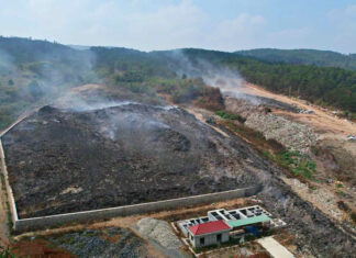 Đức Trọng: Bãi rác 3,6 ha cháy âm ỉ hơn 1 tháng