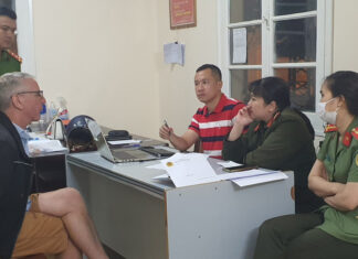 Công an Lâm Đồng bắt nóng nghi phạm người nước ngoài sát hại vợ