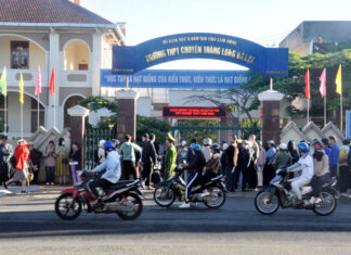 Hơn 14 ngàn thí sinh Lâm Đồng bước vào môn thi đầu tiên