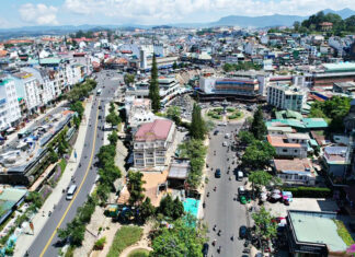 Đà Lạt: Quyết liệt chấn chỉnh tình trạng đậu xe, lấn chiếm hành lang đi bộ