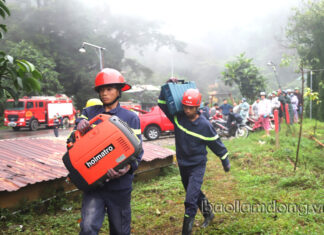 Sáng nay, tiếp tục tìm kiếm nạn nhân còn lại trong vụ sạt lở đất trên đèo Bảo Lộc