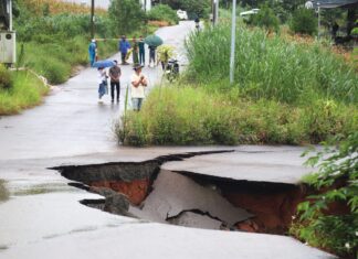 Bảo Lộc: Đường giao thông tại Khu tái định cư phường Lộc Tiến bị sạt lở nghiêm trọng