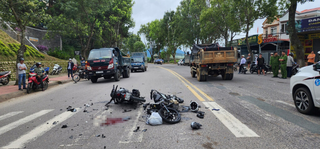Đà Lạt: Tai nạn giao thông, 2 người thương vong