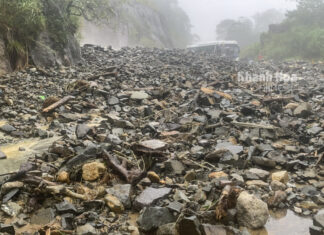 Đường Nha Trang – Đà Lạt bị chia cắt