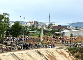 Đạ Tẻh: Phát hiện người đàn ông tử vong trong tư thế treo cổ ở bụi cây