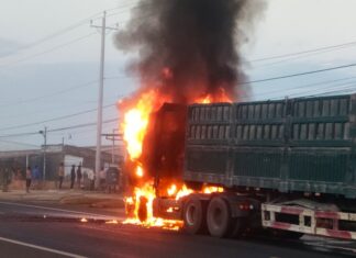 Lâm Đồng: Xe đầu kéo cháy rụi khi đang lưu thông trên Quốc lộ 20