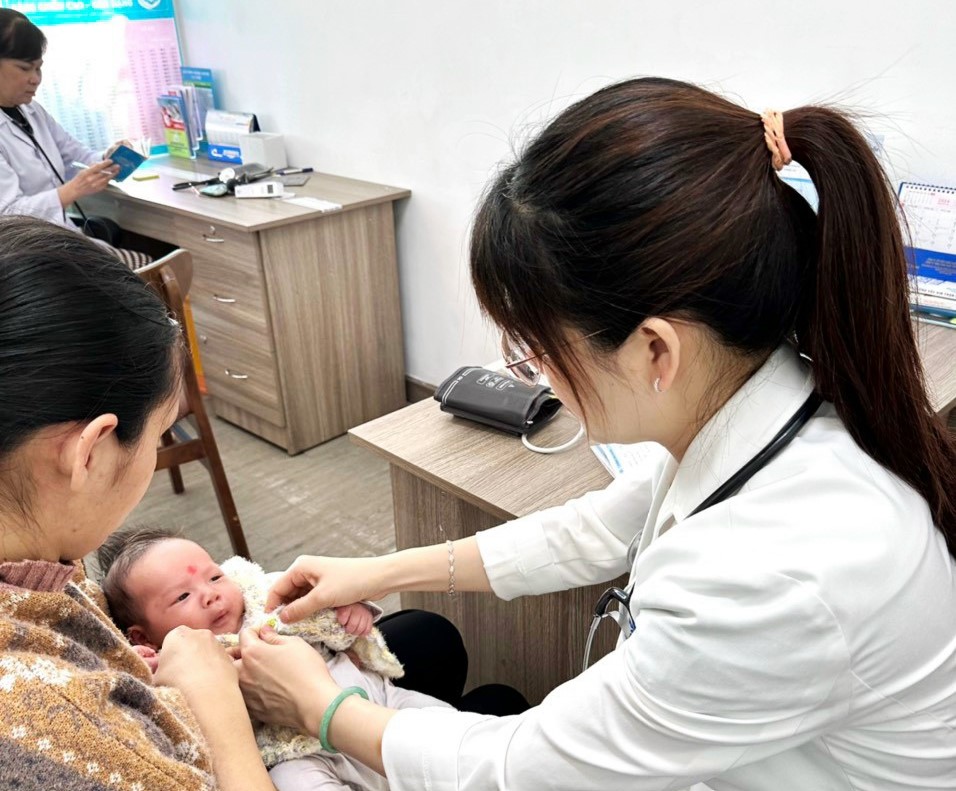 Lâm Đồng: Tiêm miễn phí 1.000 liều vắc xin phòng bệnh lao cho trẻ