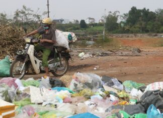 Bảo Lộc: Rác thải bủa vây hồ cấp nước sinh hoạt