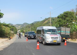 Ra quân đảm bảo trật tự an toàn giao thông dịp nghỉ lễ 30/4 và 1/5 trên Quốc lộ 20