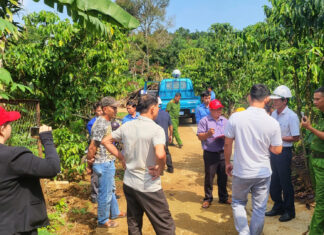 Bảo Lộc: Cưỡng chế tháo dỡ rào chắn đường đi chung