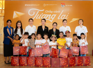 Chương trình “Chắp cánh tương lai” đến với trẻ em nghèo xã Tà Hine, huyện Đức Trọng
