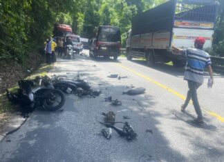 Xe khách và 2 xe máy va chạm liên hoàn trên đèo Bảo Lộc, 2 người thương vong