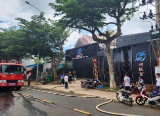 Bảo Lộc: Hàn khung sắt gây cháy quán bar