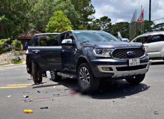 Đà Lạt: Xe ô tô va chạm với xe điện trên đèo Prenn, một trẻ em tử vong