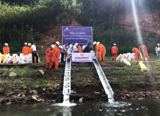 Thả 70 ngàn con cá giống xuống 2 hồ Thủy điện Đồng Nai 3 và 4 để tạo nguồn lợi thủy sản