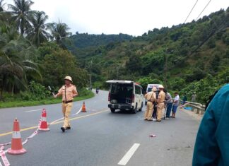 Lâm Đồng: Ngã xe máy tại khúc cua trên đèo Chuối, thanh niên 18 tuổi bị xe khách cán tử vong