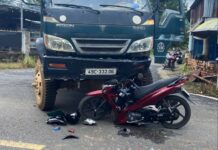Lâm Đồng: Xe ben va chạm với xe máy khiến 2 người thương vong