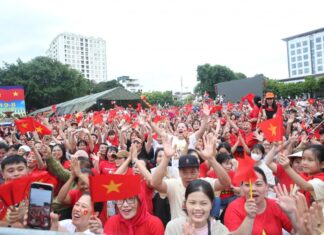 Từ ngày mai 31/8, bắt đầu chi trả quà 100.000 đồng của Chính phủ cho toàn bộ công dân Việt Nam