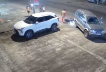 Hòa Ninh: Xe máy va chạm ô tô, một người bị thương nặng