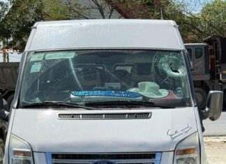 Lâm Đồng: Truy tìm xe tải để rơi đá xuống xe khách khiến một người tử vong