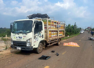 Lâm Đồng: Xe tải va chạm xe máy, nam thanh niên tử vong